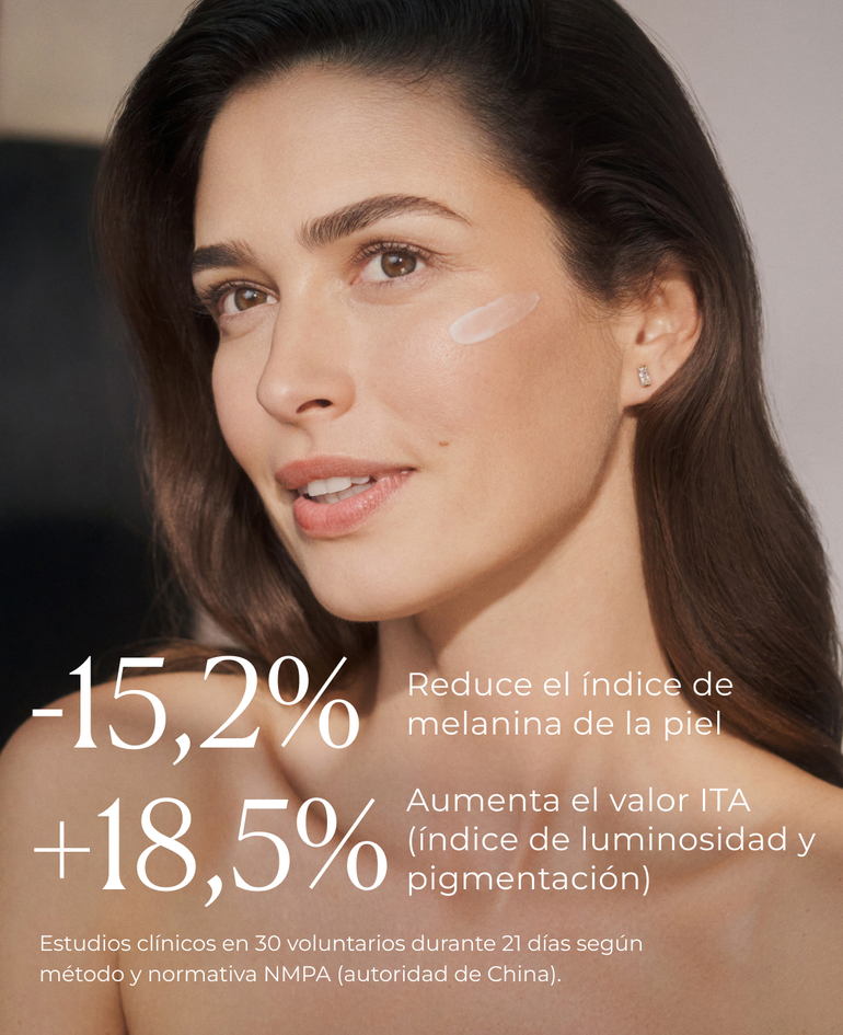 "EFICACIA CL&Iacute;NICAMENTE PROBADA  -15,2% Reduce el &iacute;ndice de melanina de la piel  +18,5% Aumenta el valor ITA (&iacute;ndice de luminosidad y pigmentaci&oacute;n)  *Estudios cl&iacute;nicos en 30 voluntarios durante 21 d&iacute;as seg&uacute;n m&eacute;todo y normativa NMPA (autoridad de China)."